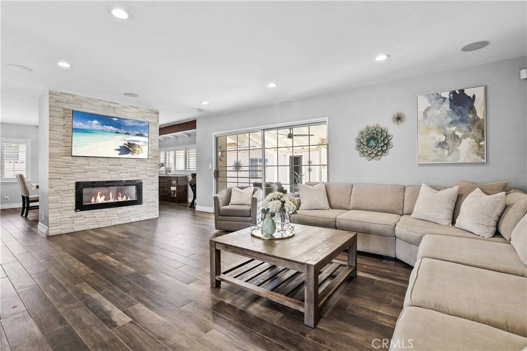 West Covina, CA 91791,835 S Terri Ann DR