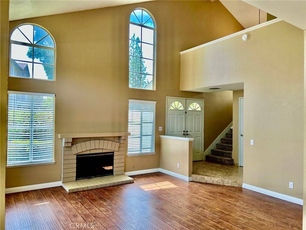 Lake Forest, CA 92630,21082 Berry Glen