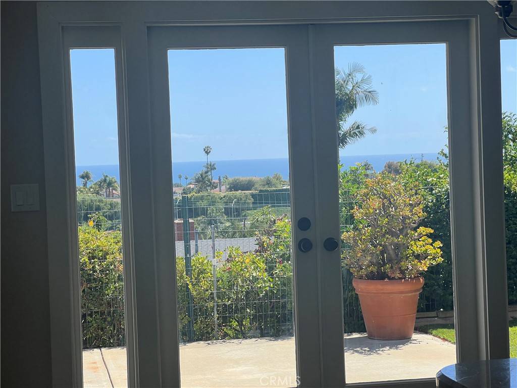 San Clemente, CA 92673,4119 Calle Mayo