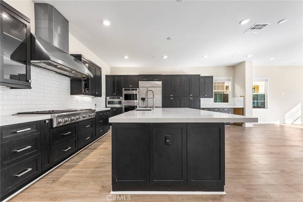 Irvine, CA 92618,101 Swift