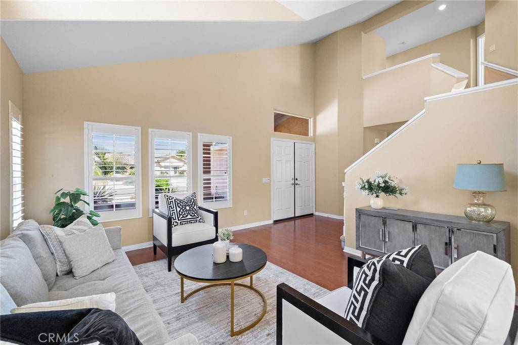 Oceanside, CA 92057,6 Avenida Descanso