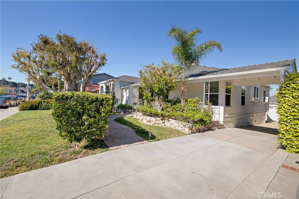 San Pedro, CA 90732,1024 S Weymouth AVE