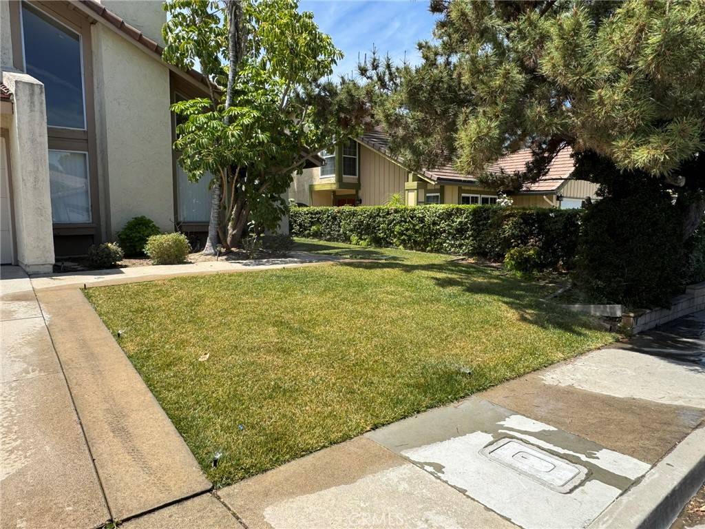Brea, CA 92821,332 Winding LN