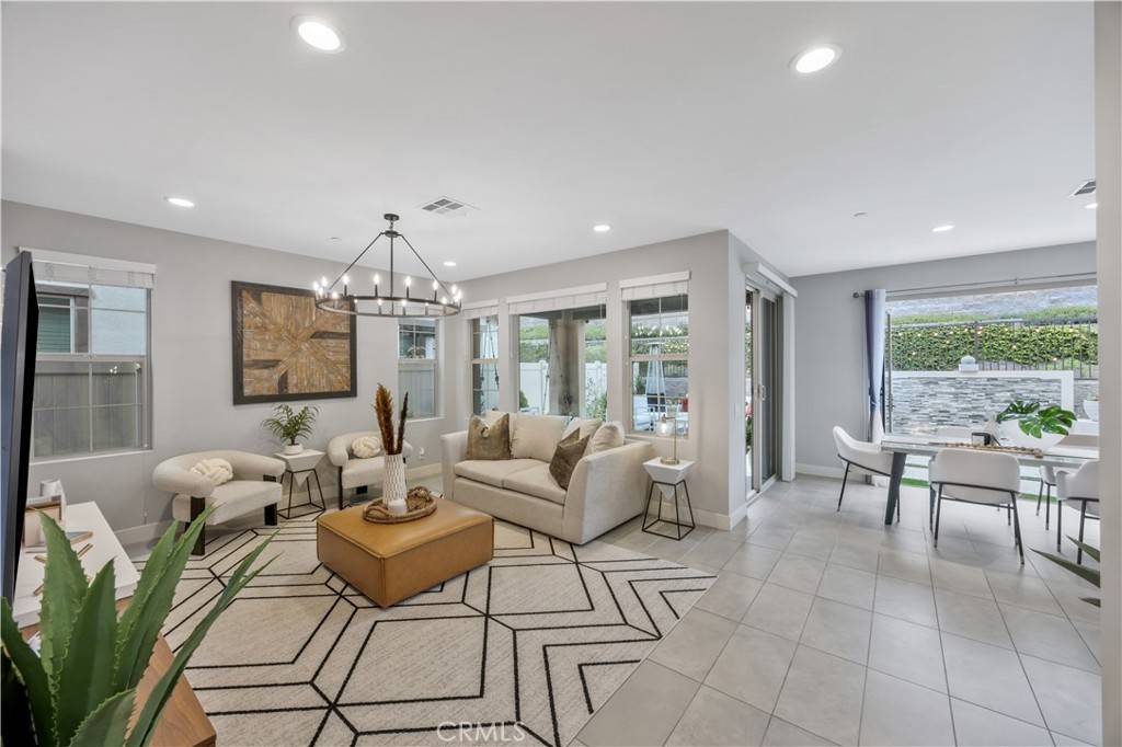 Lake Forest, CA 92610,2233 Arroyo Trabuco WAY