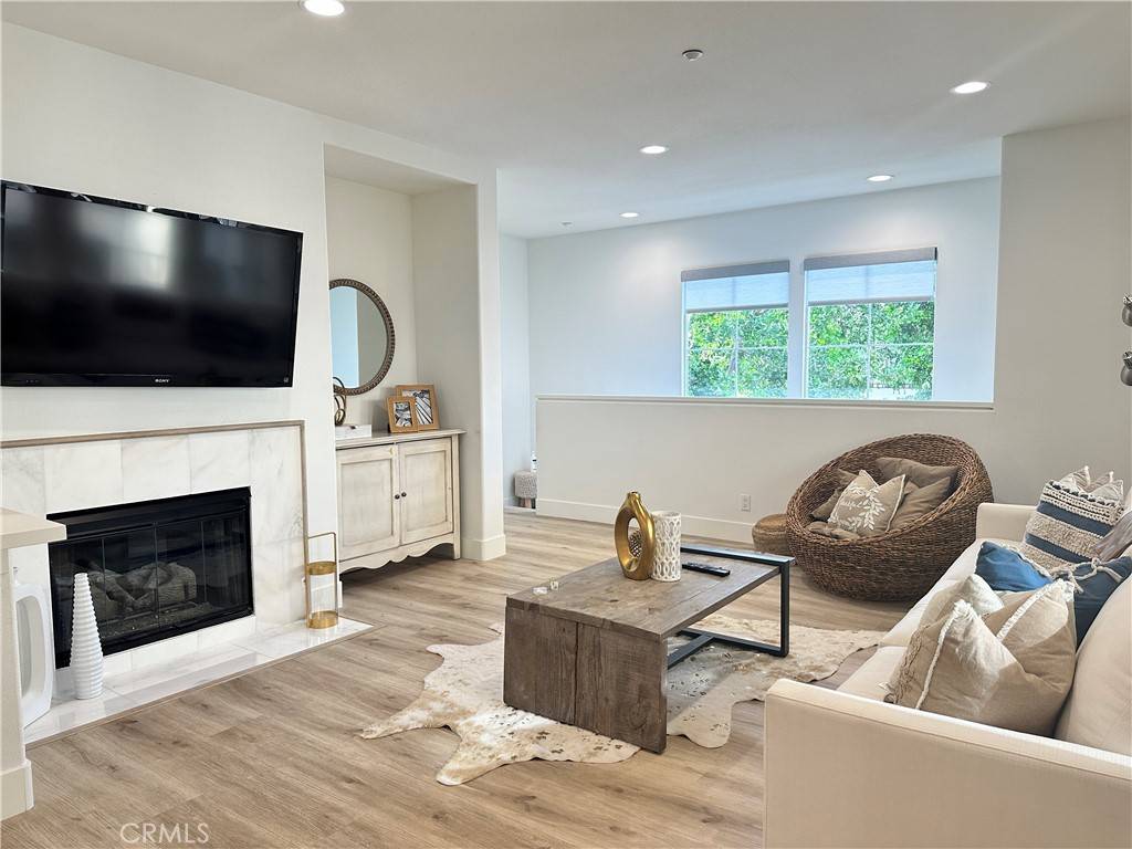 Irvine, CA 92602,180 Hayward