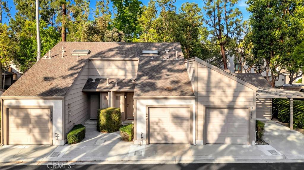 Fullerton, CA 92831,1602 Clear Springs DR #174