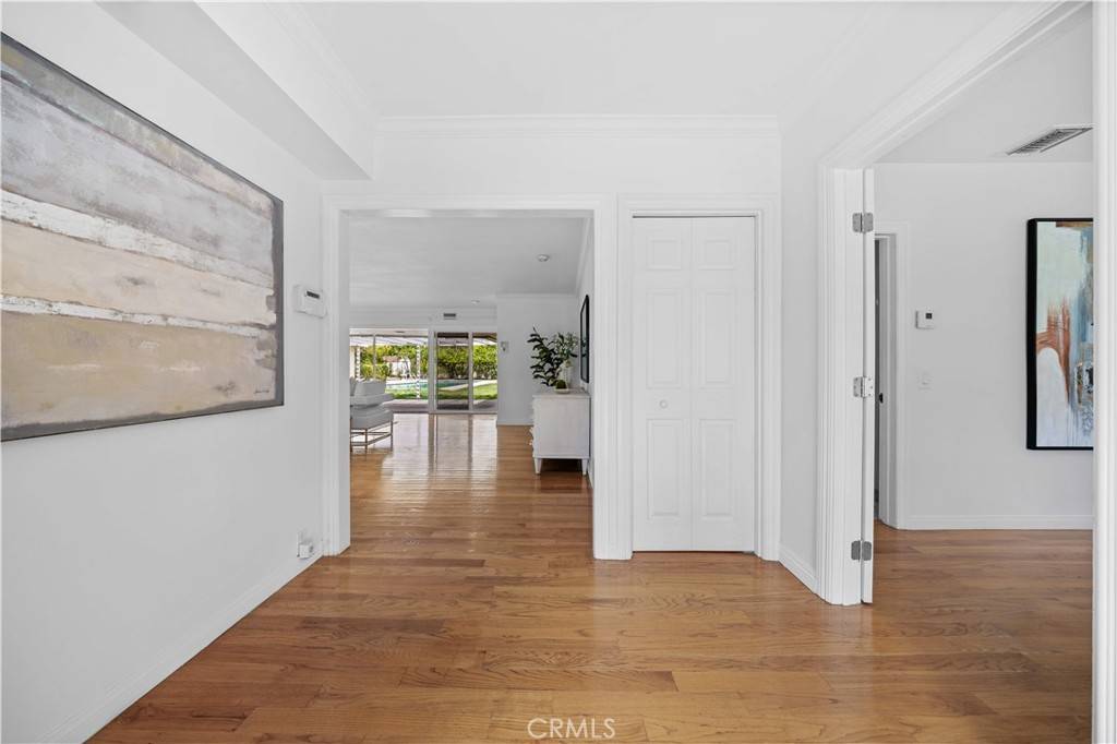 Arcadia, CA 91006,1212 Oakwood Dr