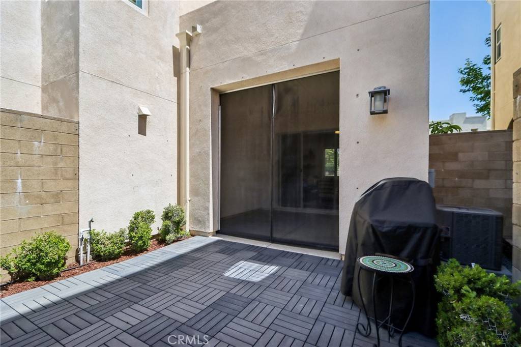 132 Interval Irvine, CA 92618