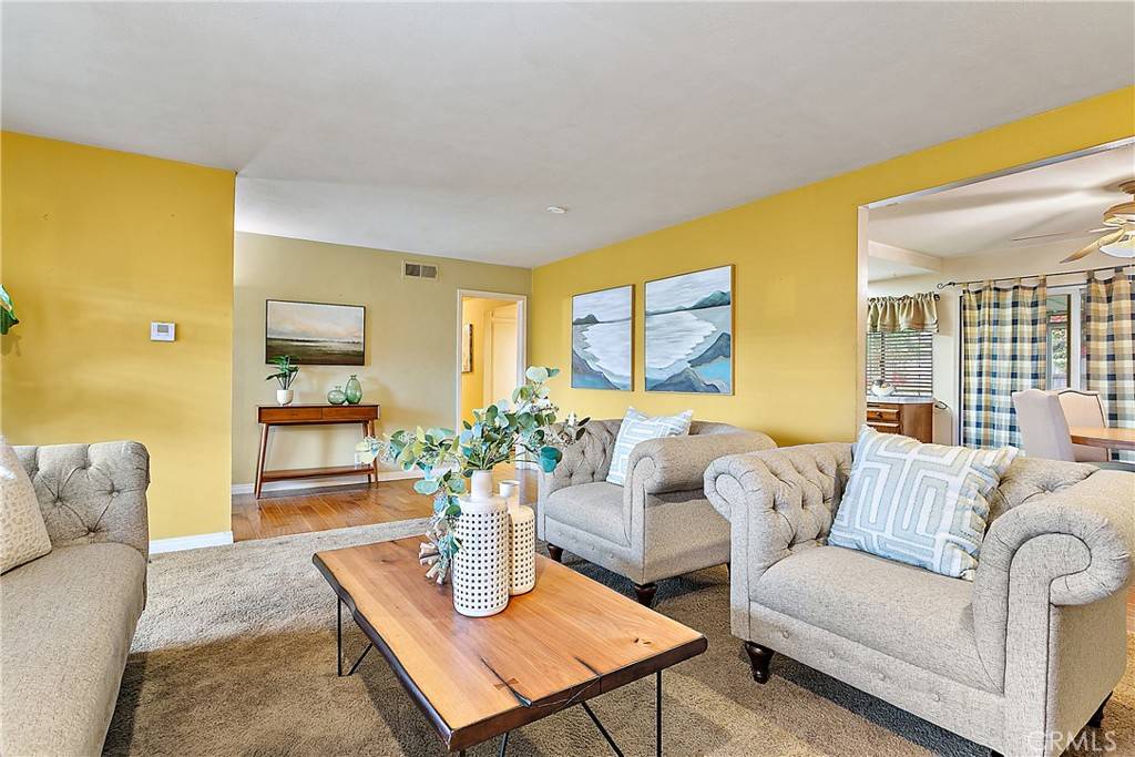 Huntington Beach, CA 92646,20672 Chaucer LN