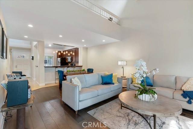 Huntington Beach, CA 92648,19442 Sunray Lane #204