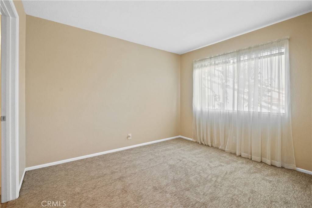 382 Fallingstar #36 Irvine, CA 92614