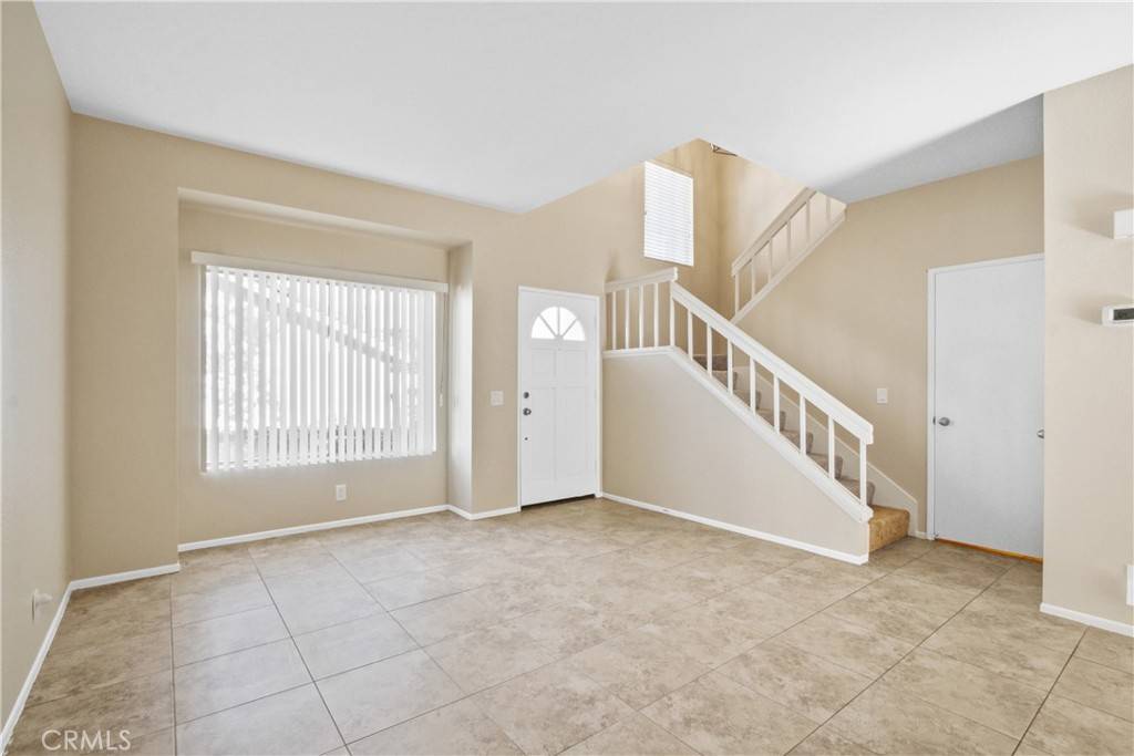 Irvine, CA 92614,382 Fallingstar #36