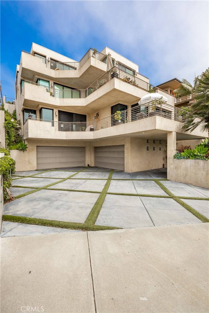 Laguna Beach, CA 92651,150 Cliff DR