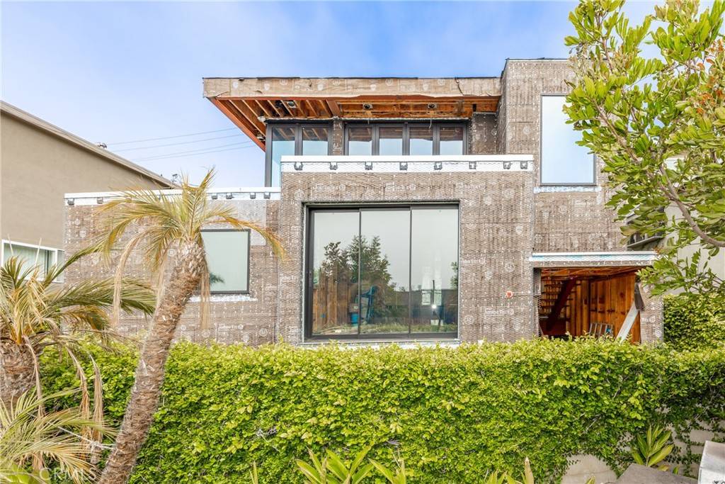 Laguna Beach, CA 92651,153 Cedar WAY