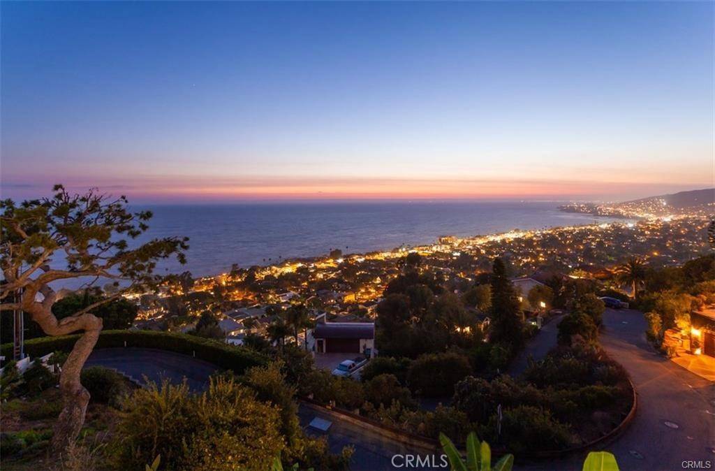 Laguna Beach, CA 92651,2192 Crestview DR