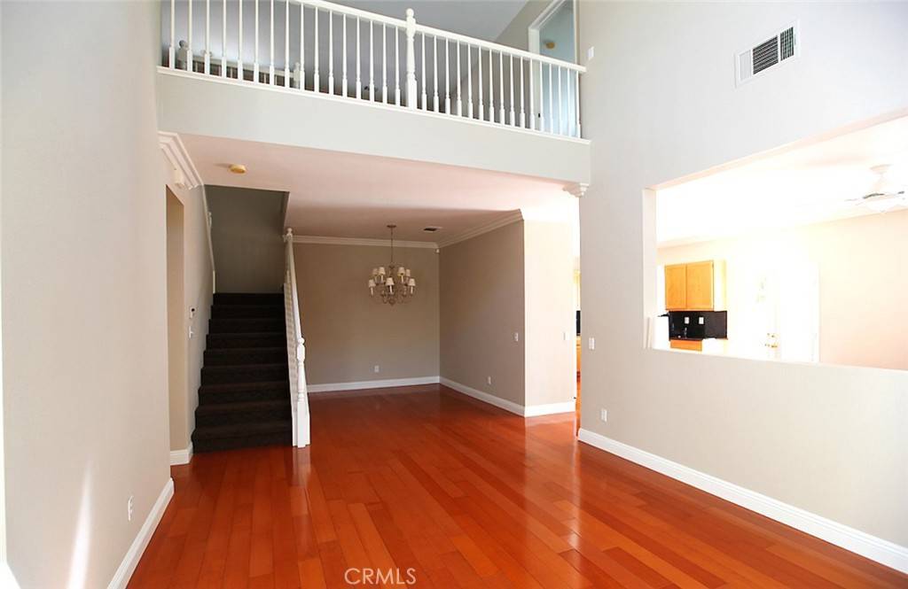 Irvine, CA 92606,22 Wyoming