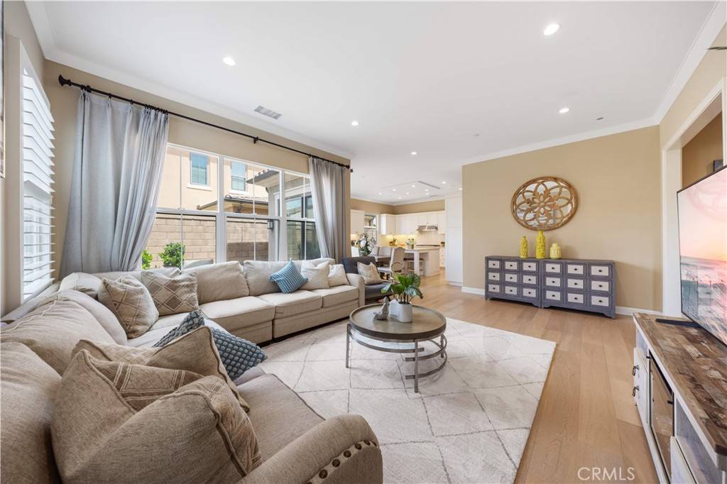 Irvine, CA 92620,54 Quentin