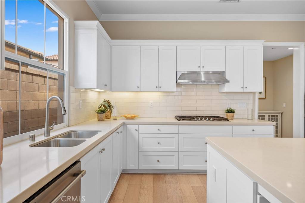 54 Quentin Irvine, CA 92620