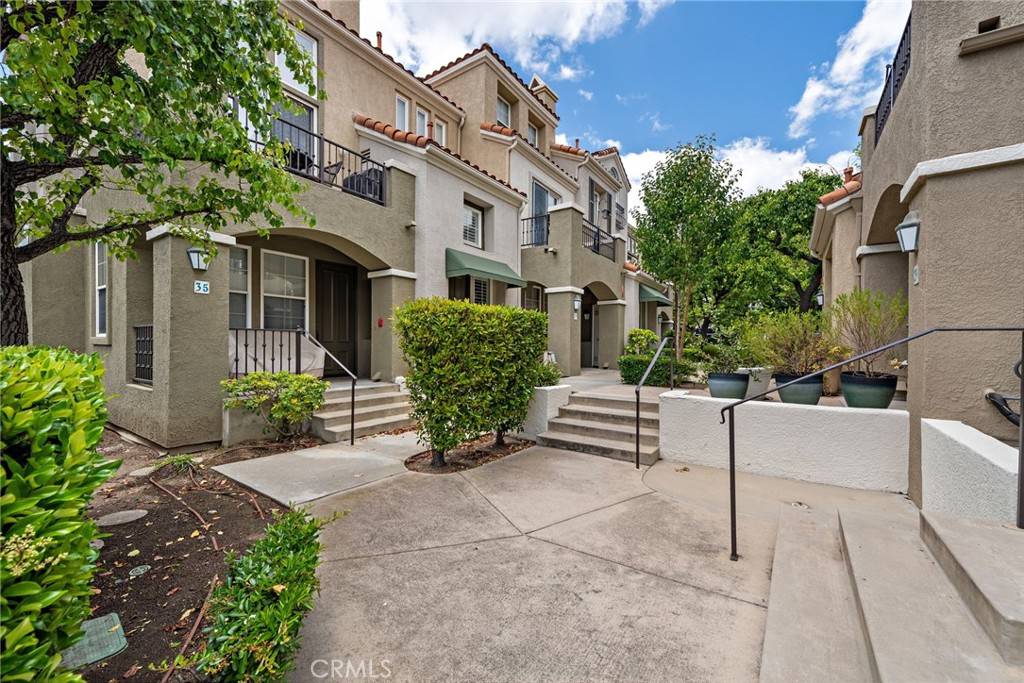 Rancho Santa Margarita, CA 92688,43 Via Pamplona