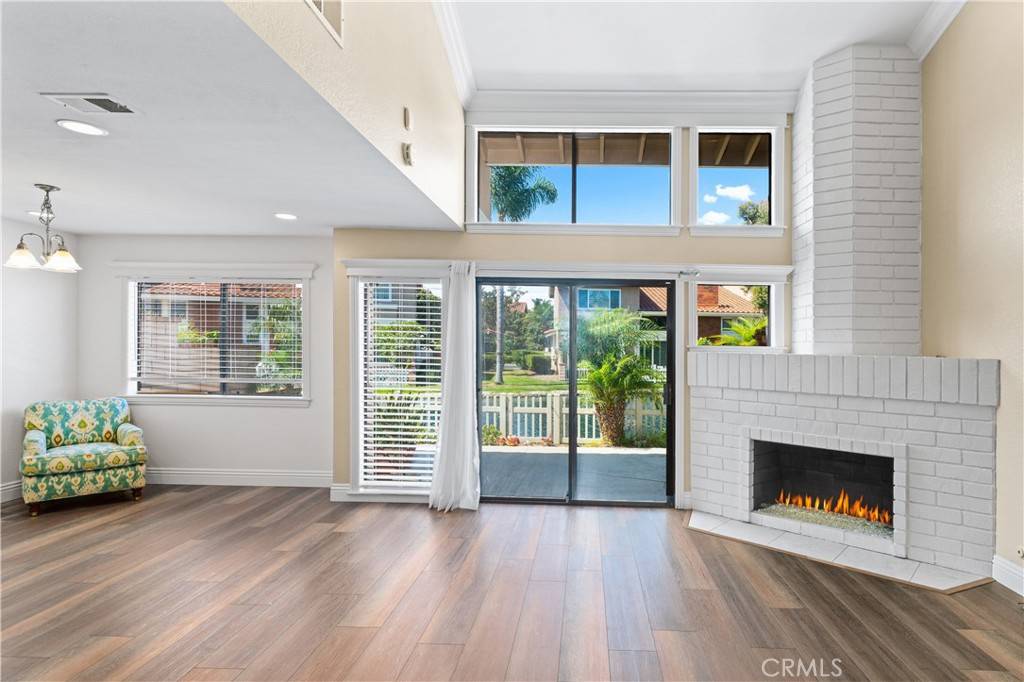 Huntington Beach, CA 92648,7895 Southwind CIR