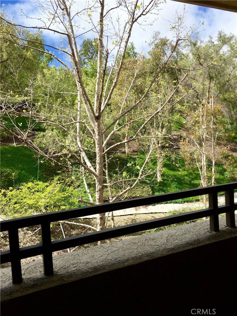 Aliso Viejo, CA 92656,22681 Oakgrove #536