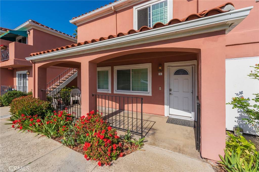 Huntington Beach, CA 92648,409 Utica AVE #1A