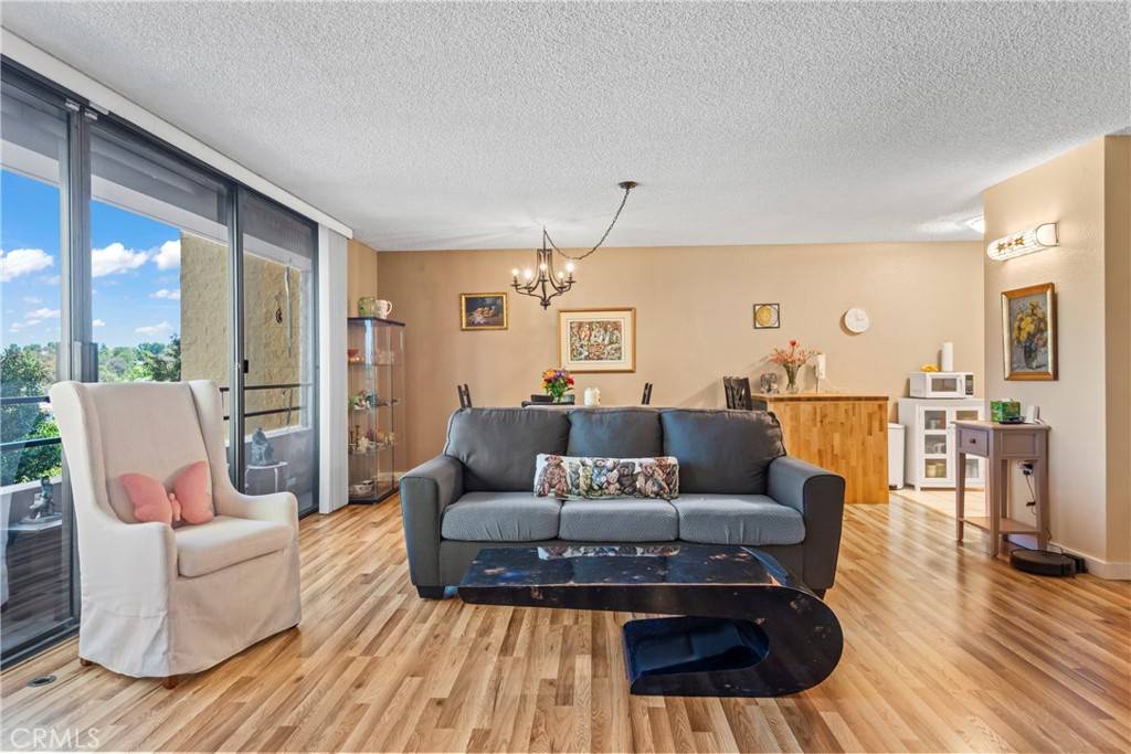 Laguna Woods, CA 92637,24055 W Paseo Del Lago #554