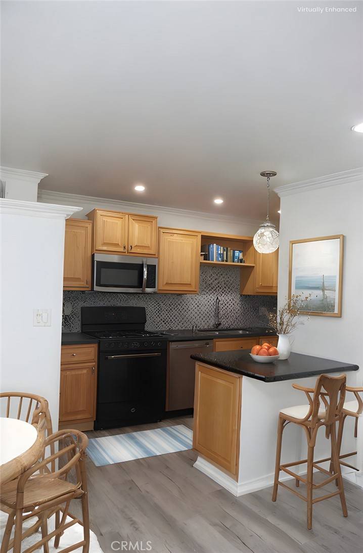 Port Hueneme, CA 93041,604 Sunfish WAY