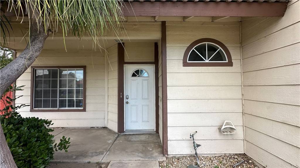 Rialto, CA 92376,1636 W Jackson ST
