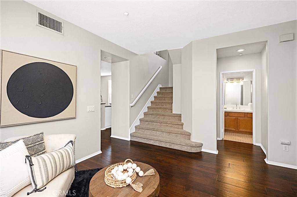 Ladera Ranch, CA 92694,22 Amesbury CT