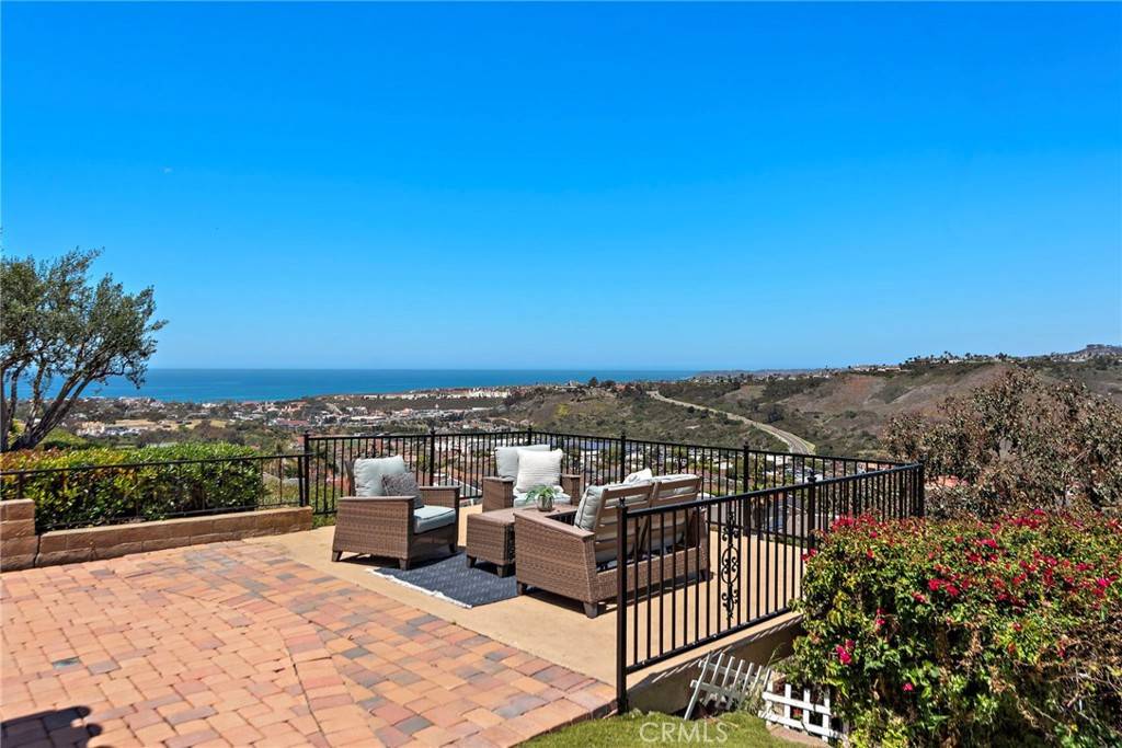 San Clemente, CA 92672,425 Calle Delicada