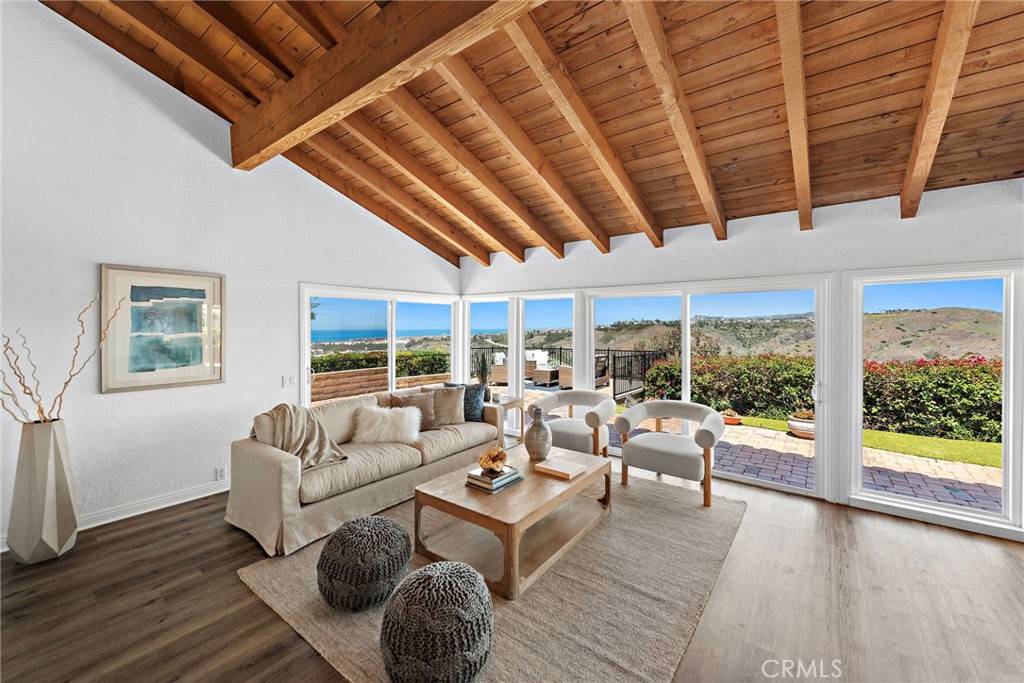 San Clemente, CA 92672,425 Calle Delicada