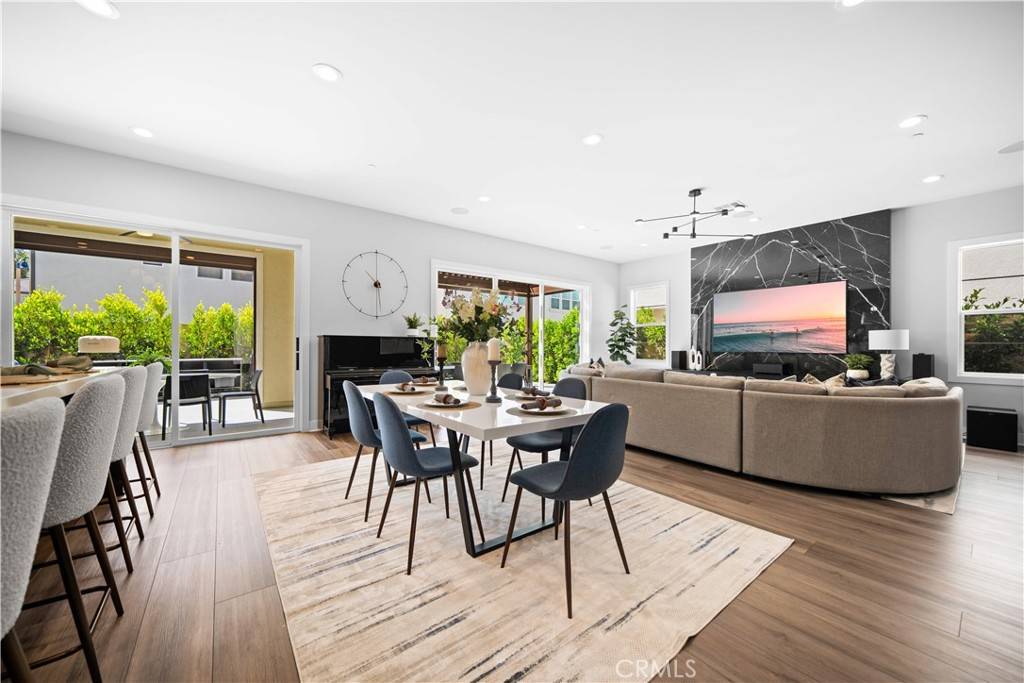 Lake Forest, CA 92630,110 MULBERRY