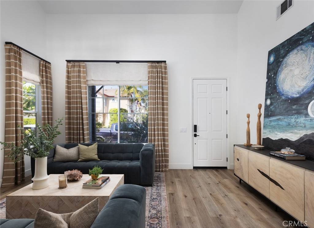 Aliso Viejo, CA 92656,11 Southern Hills DR