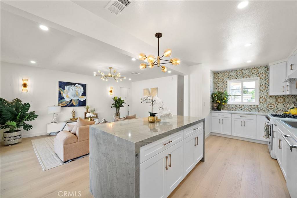 Westminster, CA 92683,13112 Palomar ST
