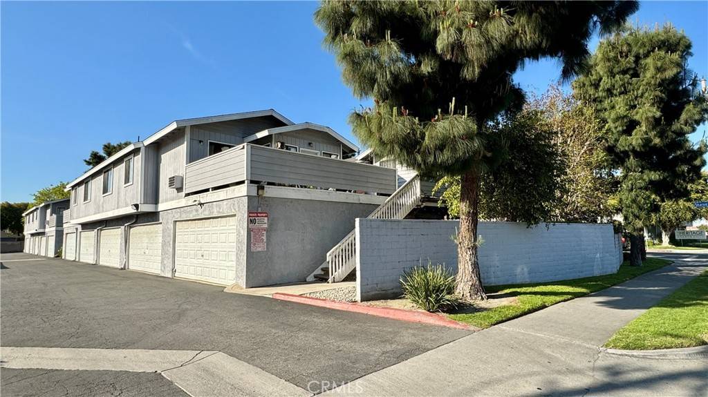 Anaheim, CA 92804,1200 S Sharon CIR