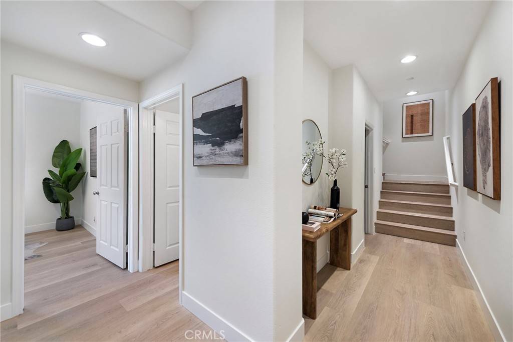 Irvine, CA 92618,50 Cienega