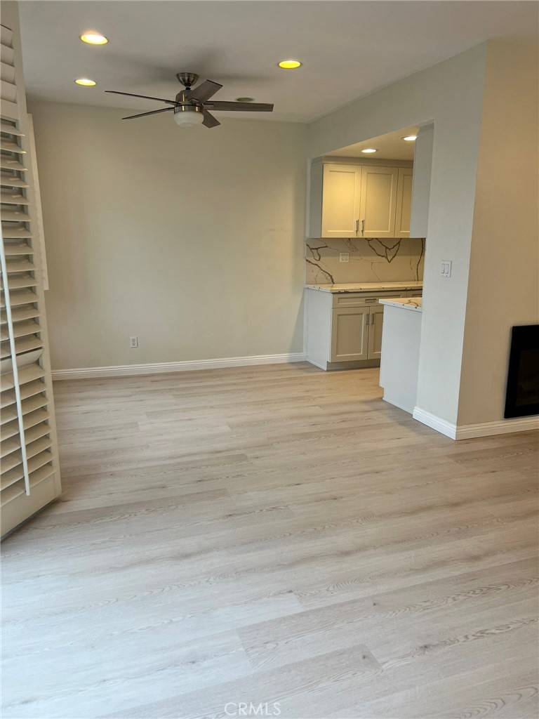 Santa Monica, CA 90403,900 Euclid ST #307