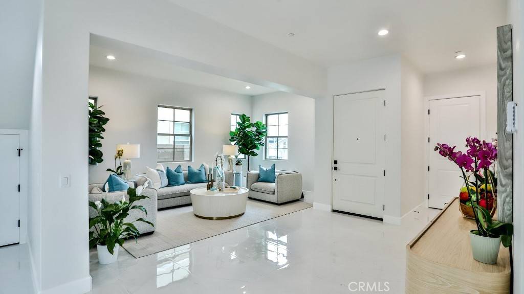 Fountain Valley, CA 92708,17413 Sienna Ln