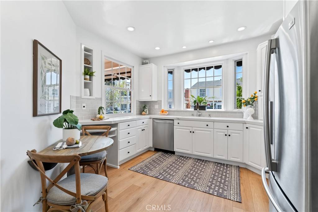 Newport Beach, CA 92662,214 Sapphire AVE