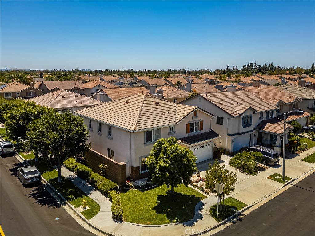 Irvine, CA 92602,40 Calais