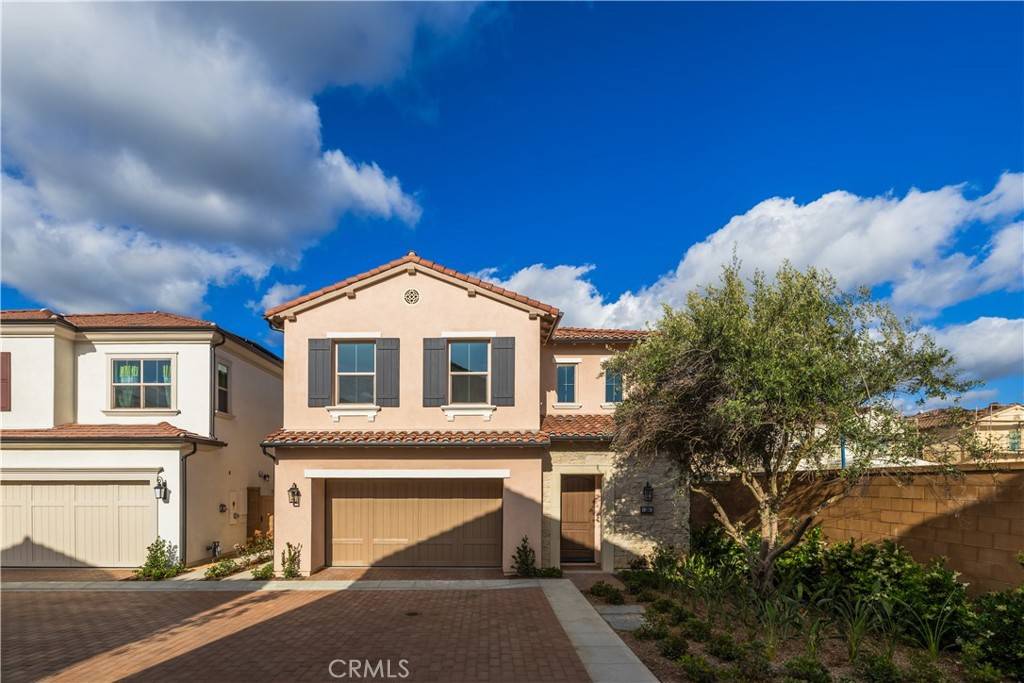 Irvine, CA 92618,106 Eversedge