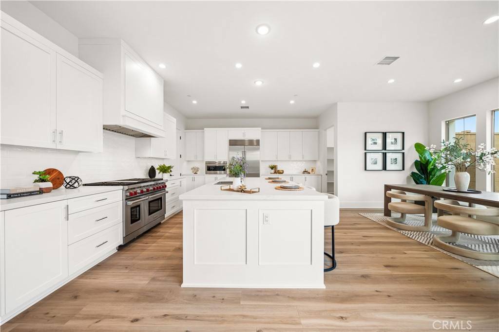 Irvine, CA 92618,312 Brimwood