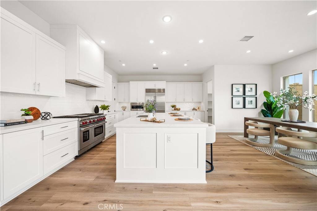 Irvine, CA 92618,312 Brimwood