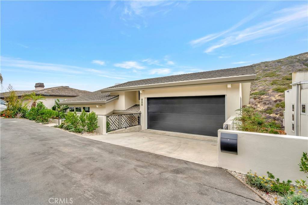 Laguna Beach, CA 92651,553 Temple Hills DR