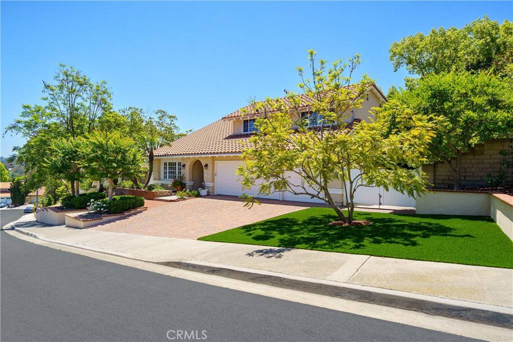 Mission Viejo, CA 92691,27306 Via Rioja