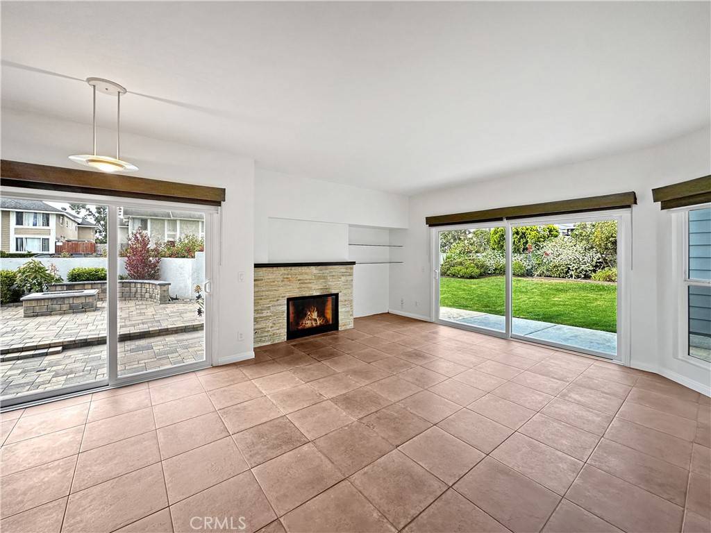Dana Point, CA 92629,24482 Lantern Hill DR #A