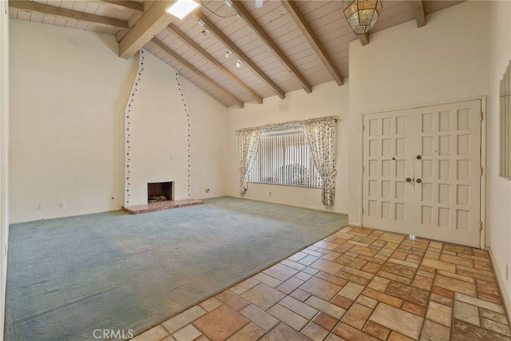 Irvine, CA 92604,5385 Strasbourg AVE