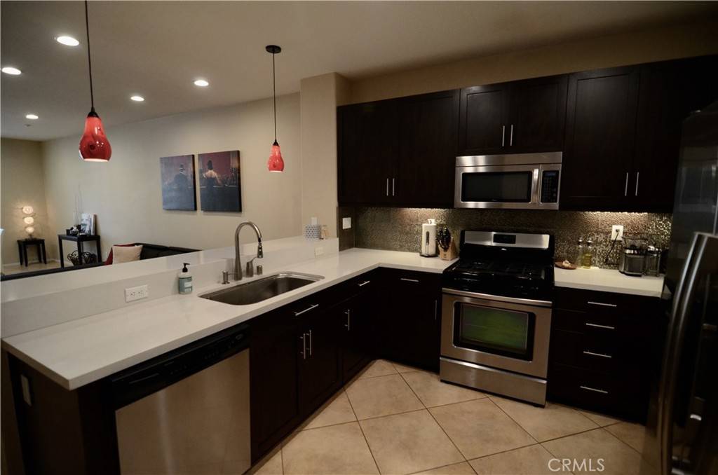 Ladera Ranch, CA 92694,16 Parker ST