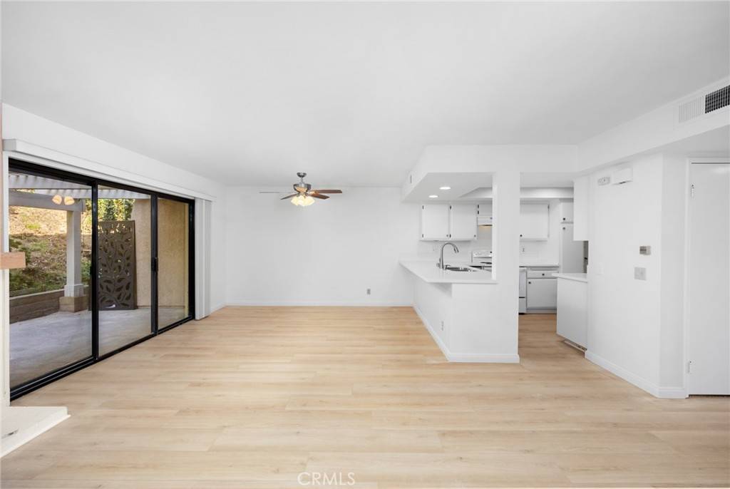 San Clemente, CA 92672,285 Calle Cuervo